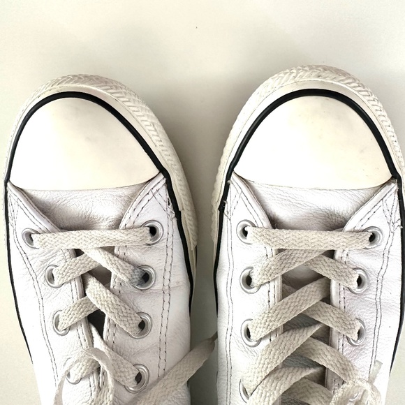 Converse Chick Taylor All Star White Leather Sneakers Size 8 - Picture 10 of 15